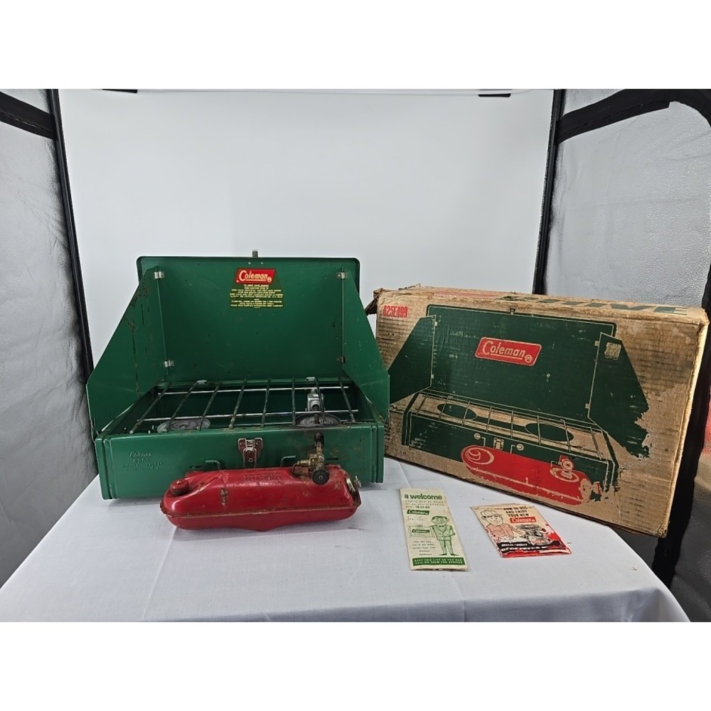 Vintage Coleman 2-Burner Camp Stove Model 425E  With Fuel Tank and Original Box